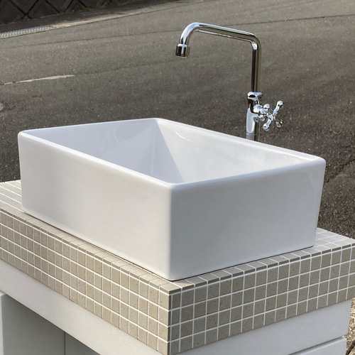 おしゃれなガーデンシンク 上置き型 モザイクタイル その他家具 わち