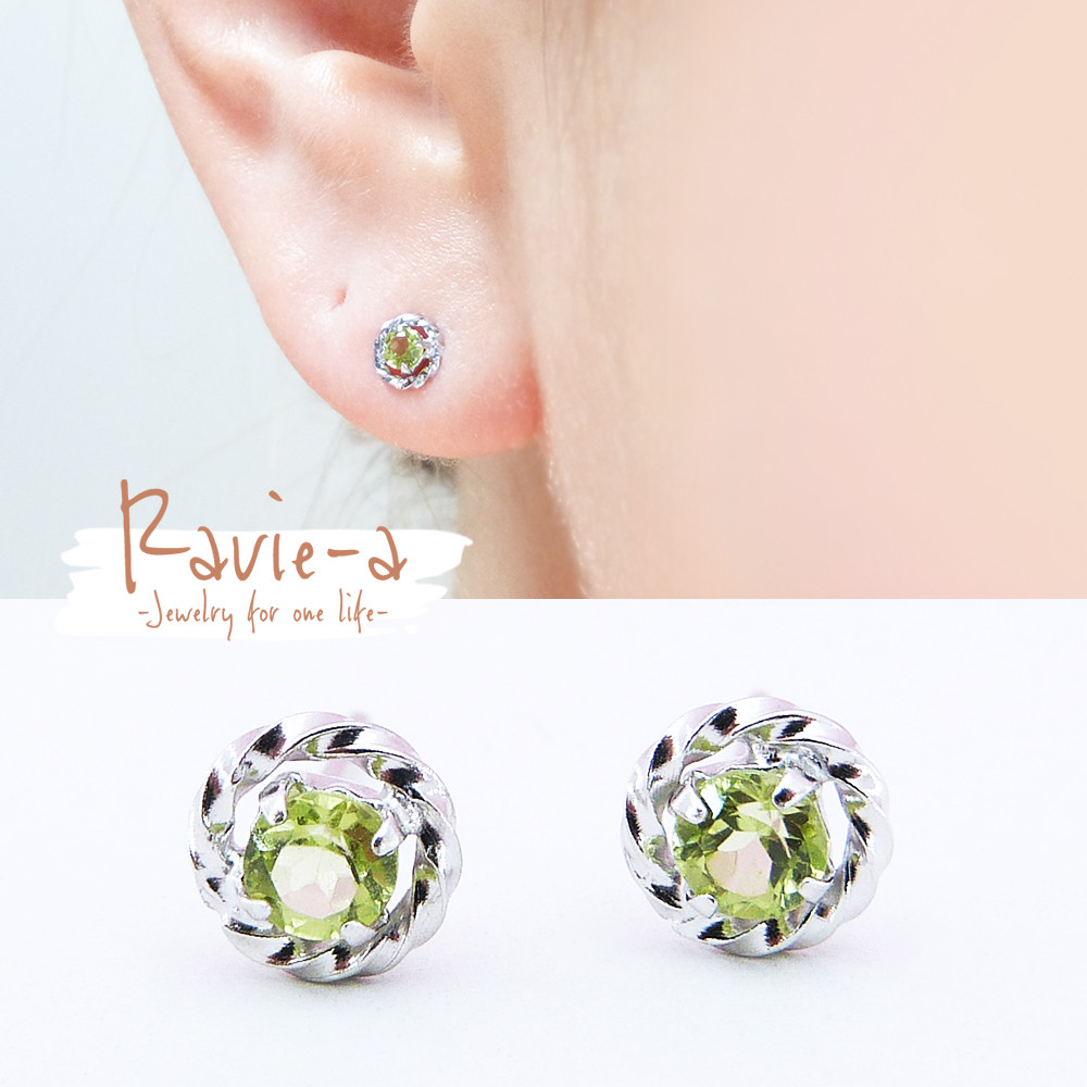 K10ホワイトゴールド ペリドット 1粒ピアス 天然石 8月誕生石