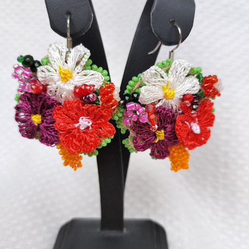 oya刺繍ピアス　フルーツとお花のパラダイス　　　伝統工芸品　1点もの　1129