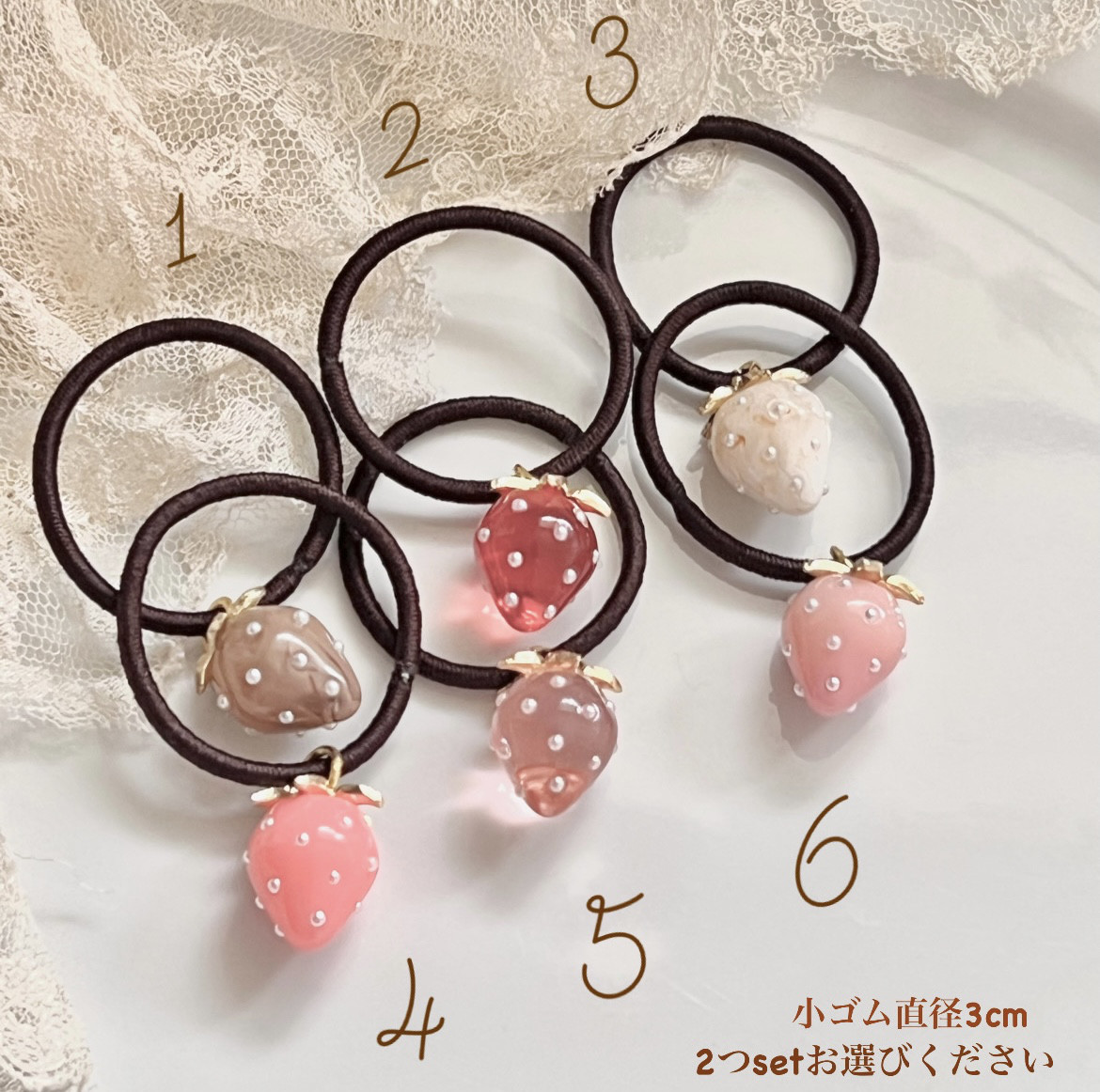 いちごねこちゃんとビジューꕤブローチꕤポニーフックꕤヘアゴム