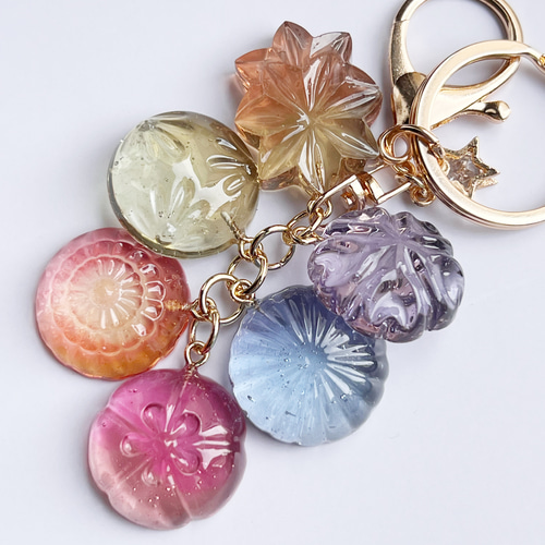 グラデーションの美しい レジンで作った和菓子のキーホルダー チャーム