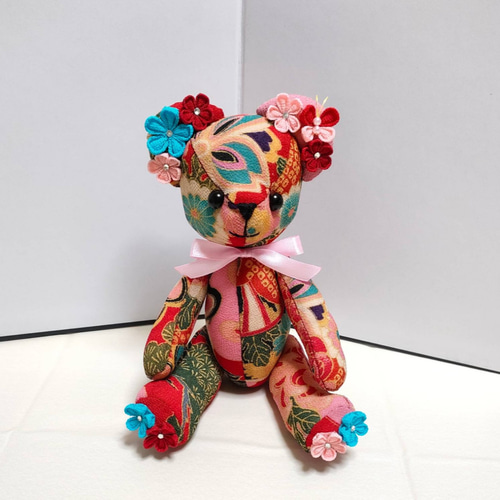 テディベアにつまみ細工のぬいぐるみ ぬいぐるみ MINA-FLOWERCRAFT