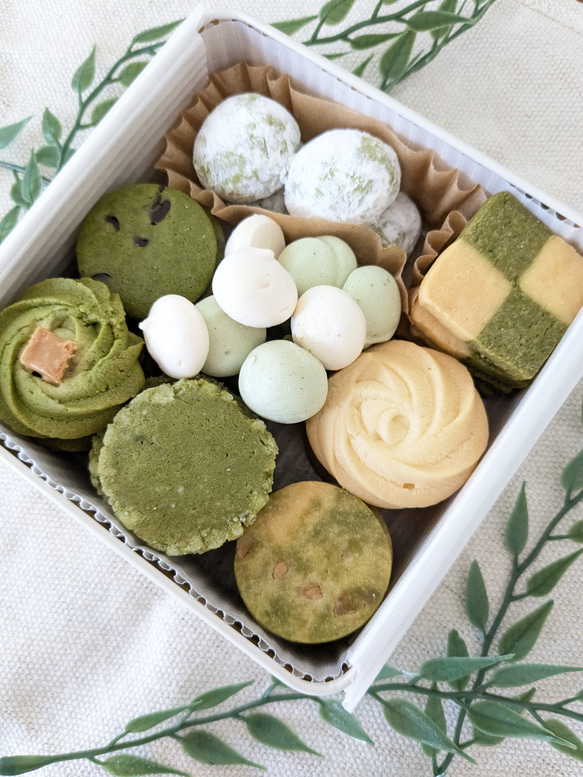 なぎちゃんメレンゲりんご蜜、プレーン、 ゆず、ホワイトチョコ、抹茶、レモン なぎちゃんメレンゲりんご蜜、プレーン、 ゆず、ホワイトチョコ