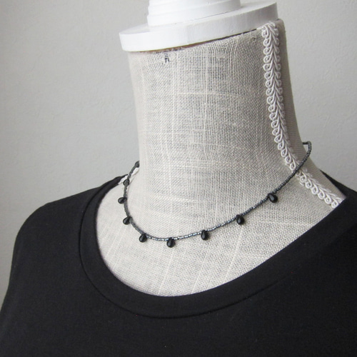 ブラックビーズ ネックレス ケース付き 楽天市場】スクエア ウッドビーズネックレス ブラック 45センチメンズ