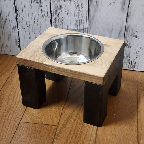 オーダー　ペット　フードスタンド　フードテーブル　餌台　餌入　水入れ　ご飯台 フードスタンド、フードテーブル、餌台、餌入れ、水入れ、ご飯台、犬