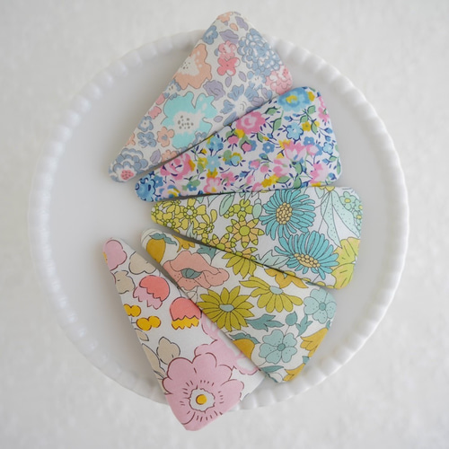 リバティ 大きい パッチンピン 三角パッチンピン プチギフト ヘアピン  