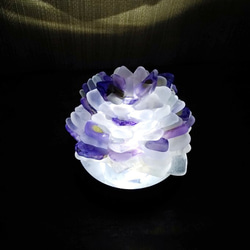 【海灯花】シーグラスのお花のランプシェード ピンク×紫 黝簾石（ゆうれんせき）アルコールインクアート ギフトラッピング 4枚目の画像