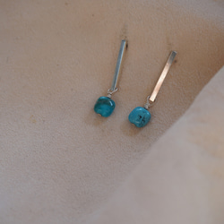 1点物◆Pillow shaped turquoise dangle◆ターコイズとSilver925のピアス 4枚目の画像