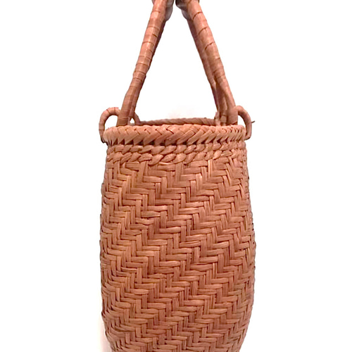 山葡萄バッグ楕円高級極細ニ本飛び編み かごバッグ 山葡萄バッグ魅力