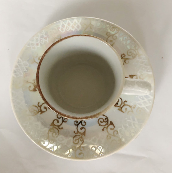 エナメルとキラキラ輝くラスター彩のデミタスカップ・茶系 7枚目の画像