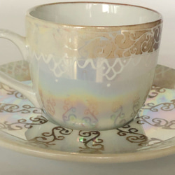 エナメルとキラキラ輝くラスター彩のデミタスカップ・茶系 9枚目の画像