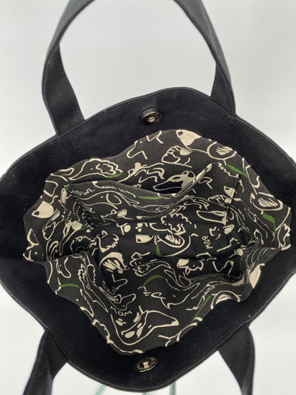 犬とお散歩バッグ　ショルダー　キャンバス　ブラック 6枚目の画像