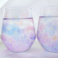 透き通る紫陽花のまんまるグラス 1枚目の画像