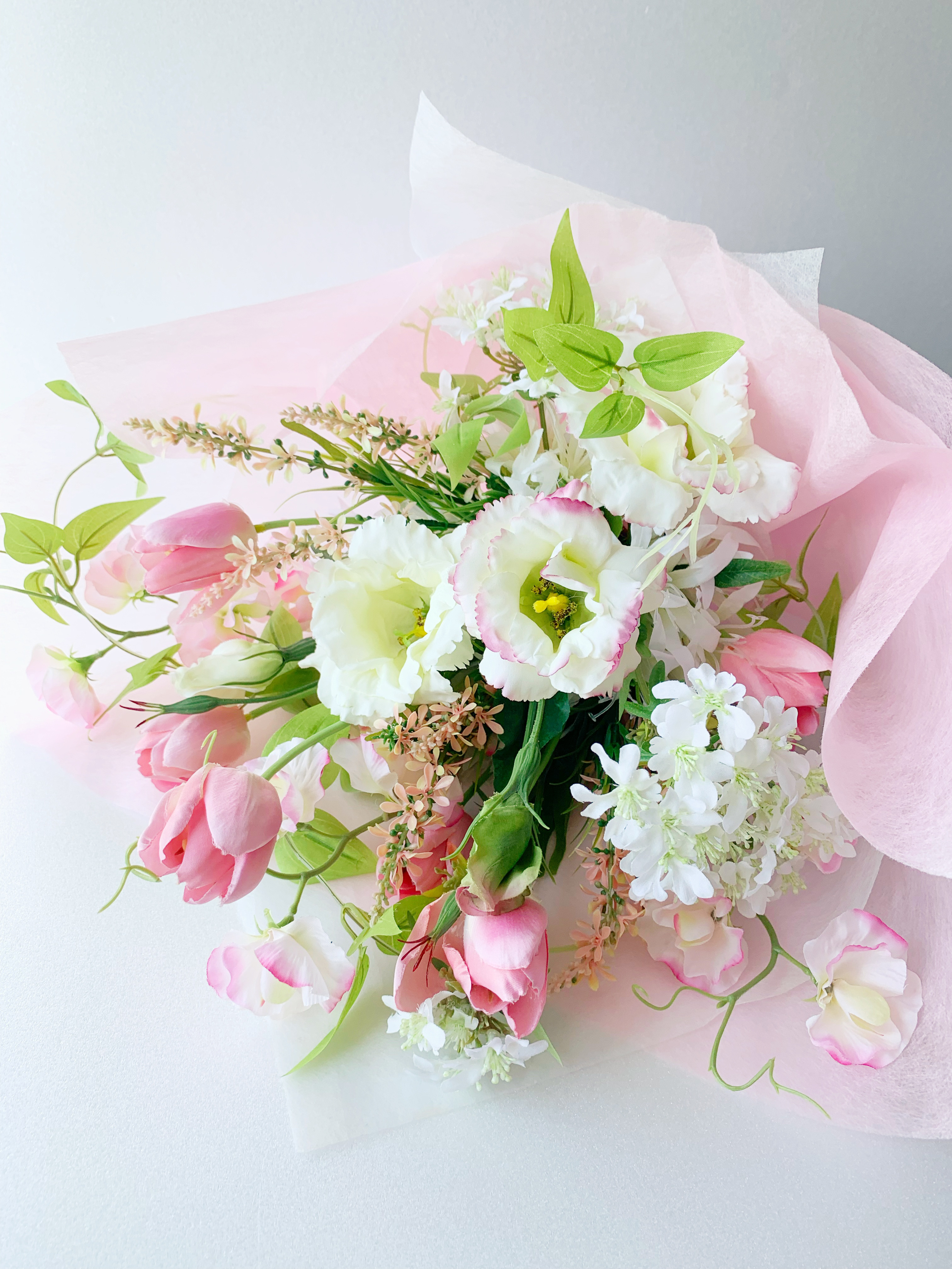 《お値下げ》【完成品　即納可】　\季節感あふれる/チューリップとスイトピーの春ブーケ