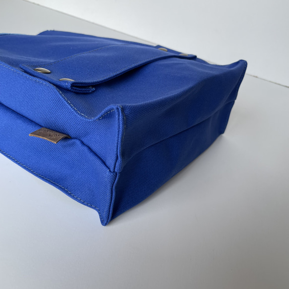 紙袋みたいな帆布バッグ　マジックテープ付き(ブルー)　ハンドバッグ　バッグインバッグ　差し色 7枚目の画像