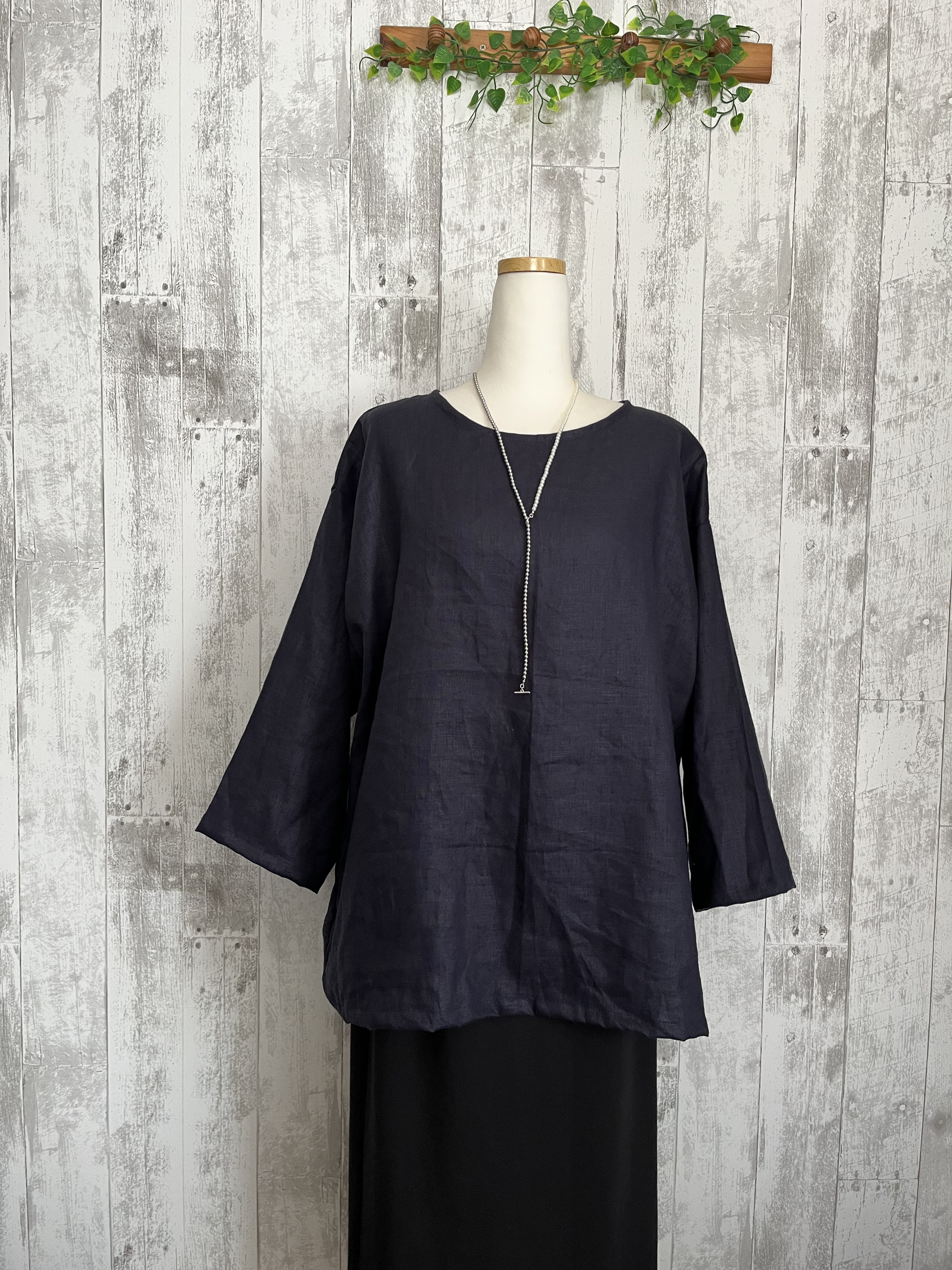 フォーマル上質ネイビーリネン100%ゆったりドルマンブラウス
