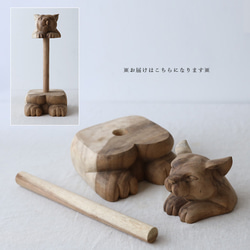 ラスト１　最終ＳＡＬＥ　天然無垢ウッド手彫り木彫りARTペーパー スタンド 　キッチンペーパーホルダー猫W02D 2枚目の画像