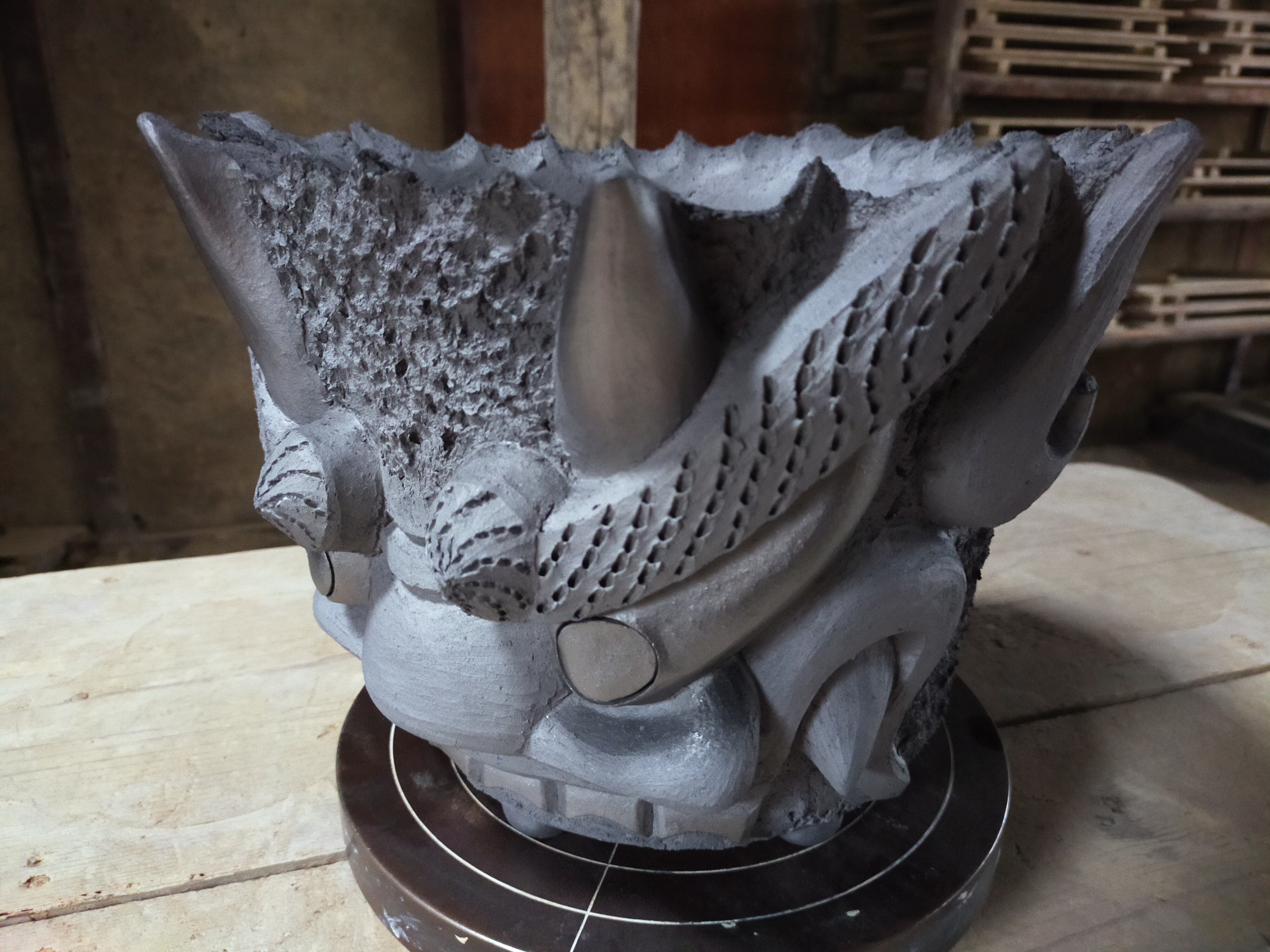 鬼瓦植木鉢【S-7】101