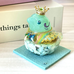 RUKURUKU/虹と親子キツネ　シャボン玉　蓄光　オルゴナイトキーホルダ RUKURUKU様専用/虹と親子キツネ シャボン玉 蓄光 オルゴナイト