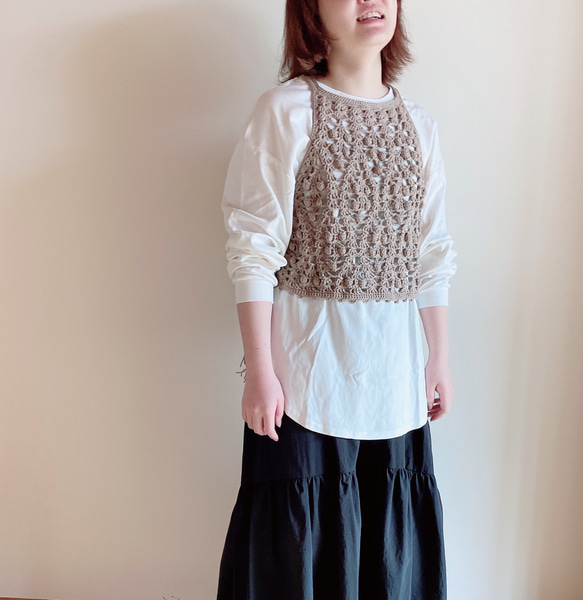 crochetニットビスチェ（ ベージュ ）手編み タンクトップ
