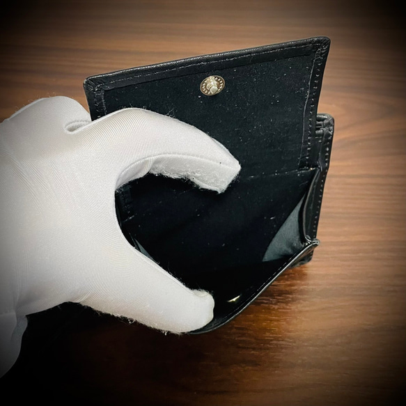 シャイニング クロコダイル  折財布 二つ折り メンズ財布 エナメル ワニ 本革 本物証明付 腹部 一枚革 ブラック 黒 8枚目の画像