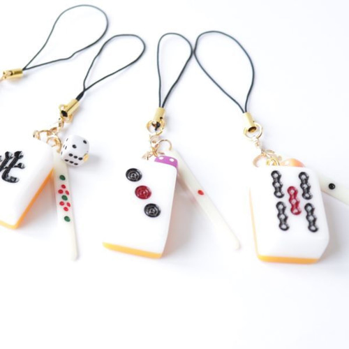 麻雀牌ストラップ ミニ点棒 サイコロ ランダムカラー 個性派デザイン