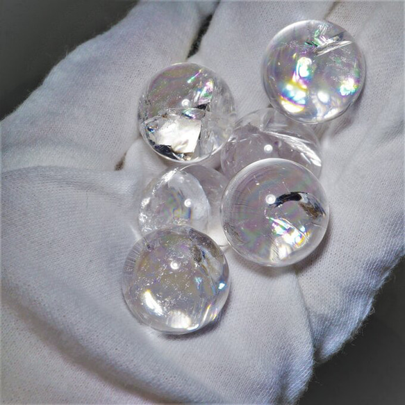高透明　天然 アイリスクォーツ（水晶）スフィア　約22ｍｍ　1個　穴なし ラウンド　天然石インテリア・置物に 6枚目の画像