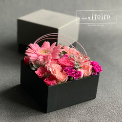［北海道限定お届け］ 《Fresh box pink》【生花】フラワーアレンジメント　贈り物　母の日　誕生日 2枚目の画像