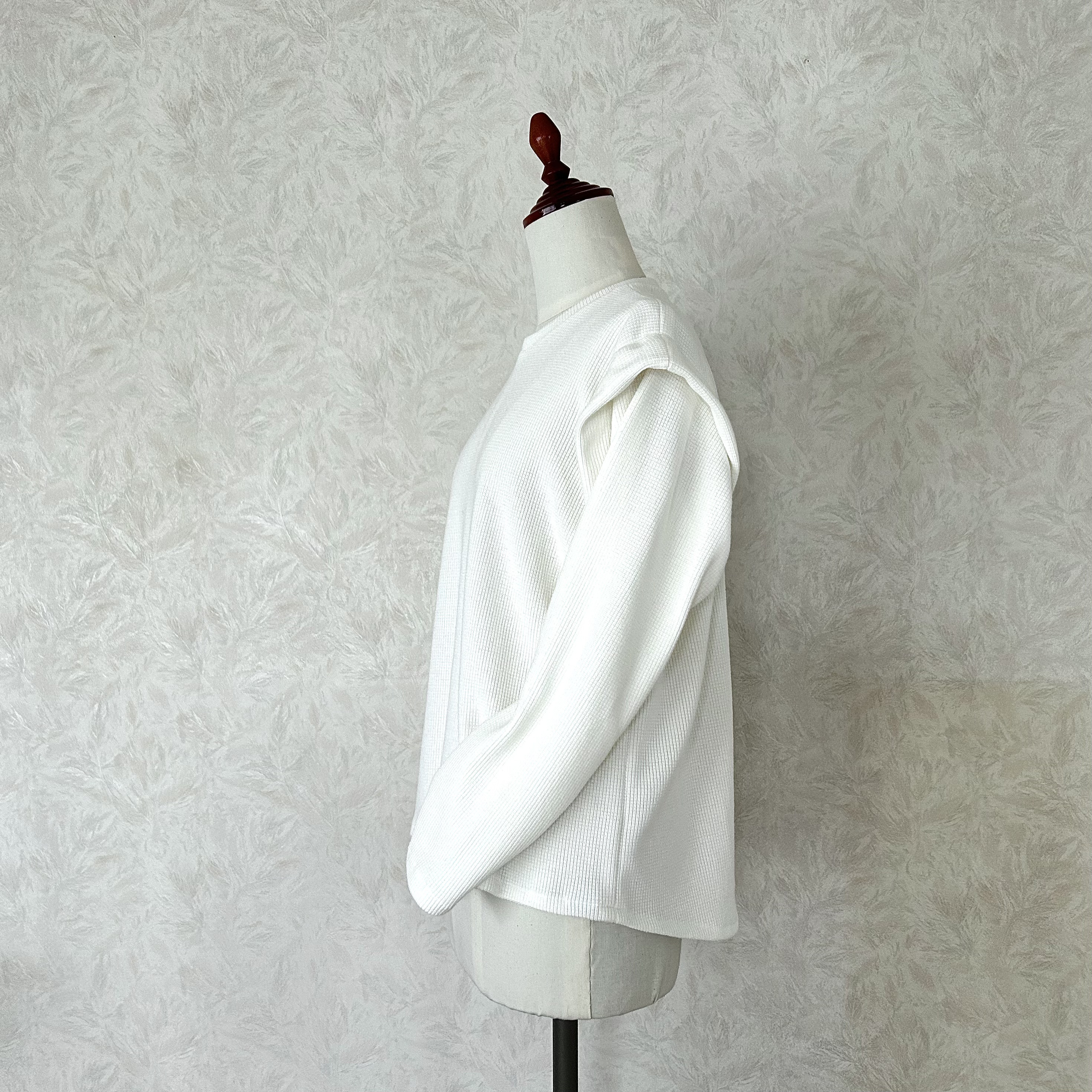 【送料無料】ニット ブラウス・カットソー✴︎オフホワイト