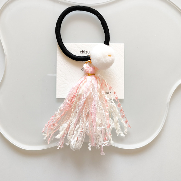 カラフルなタッセルのヘアゴム*【a252】 ヘアゴム chizu 通販 15723123