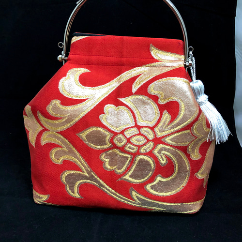 kimono】帯リメイク 華文 持ち手付きがま口バッグ ハンドバッグ
