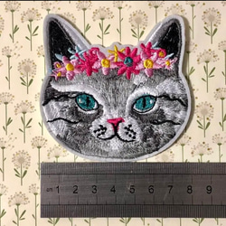 刺繍アイロンワッペン 花かんむりの猫ちゃん 3枚目の画像