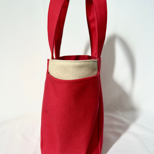 Sサイズ】赤＆アイボリー 8号倉敷帆布使用 手提げバッグ akaneko