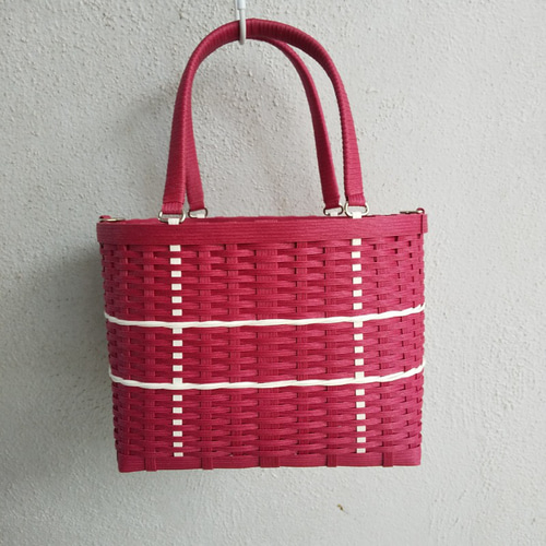 ダブルリボンのクラフトかごバッグ（M）ラズベリー＆ミルク かご  