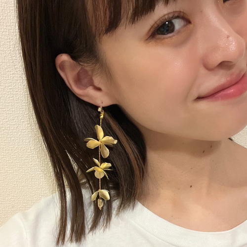 Swarovski フラワーデザイン フリンジ ロングピアス