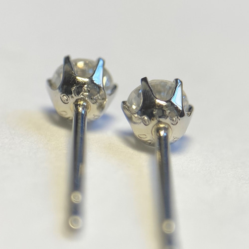 受注販売】1Pダイヤモンドスタッドピアス Pt900 約3.1mm 約0.22