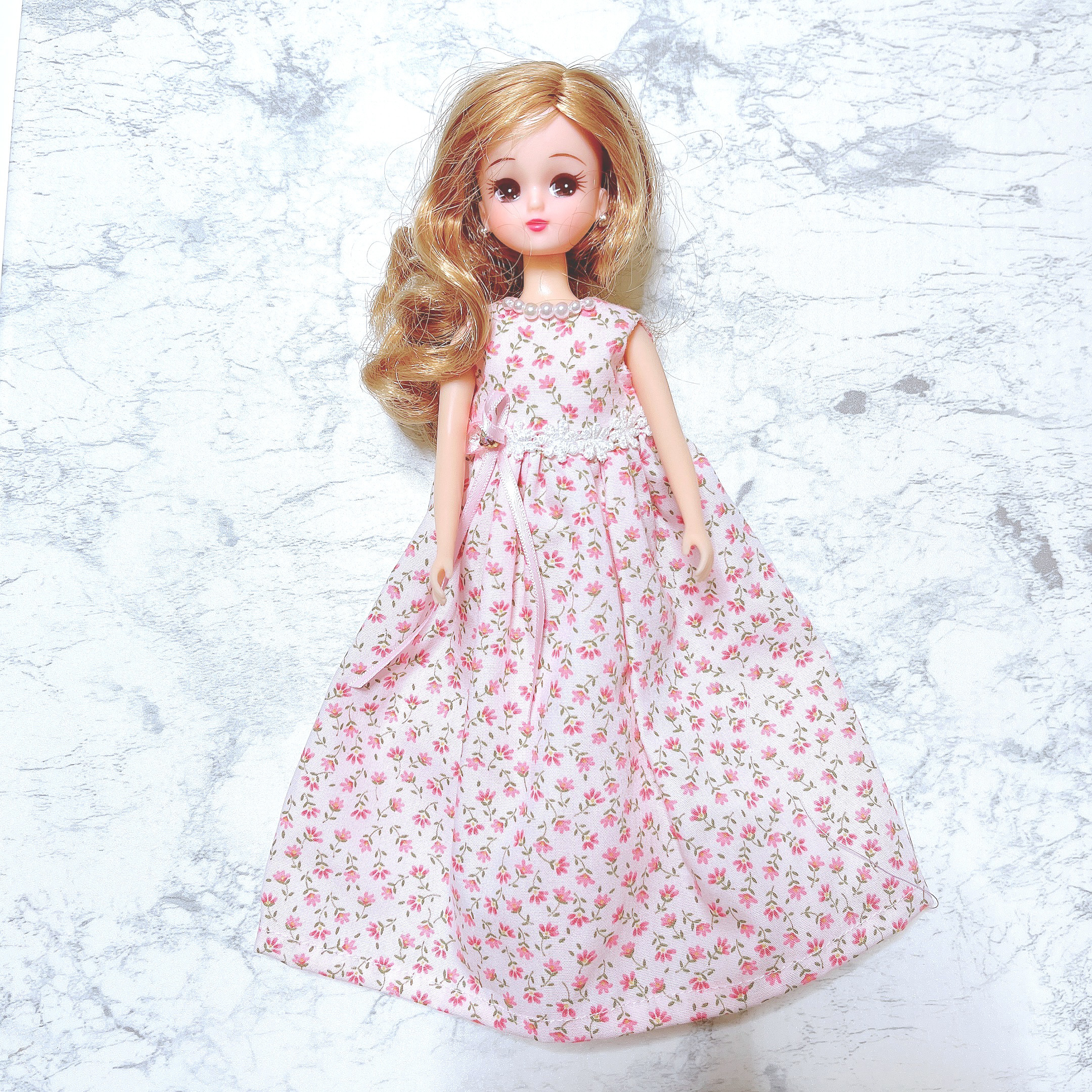 リカちゃんサイズ ドール服 ノースリーブ花柄ワンピース その他