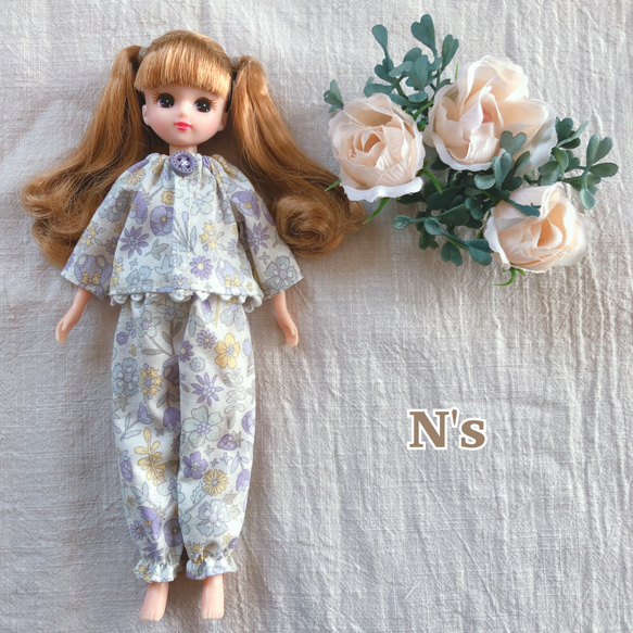 22cmドール用 お花のくすみパープルパジャマ リカちゃん 服 その他人形