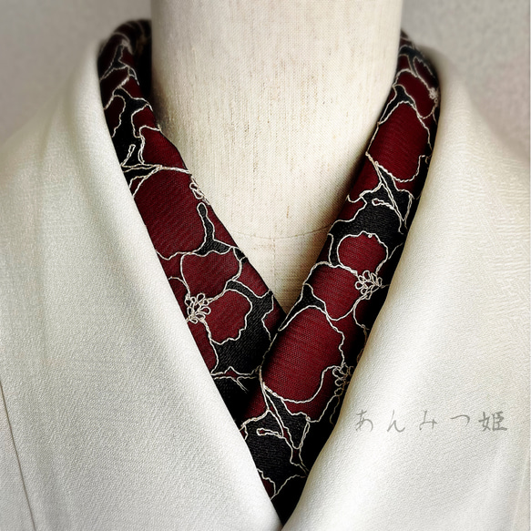 洗える刺繍半衿 赤と黒【ラスト】 2枚目の画像