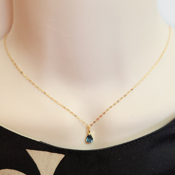 K18ロンドンブルートパーズペアシェイプネックレス