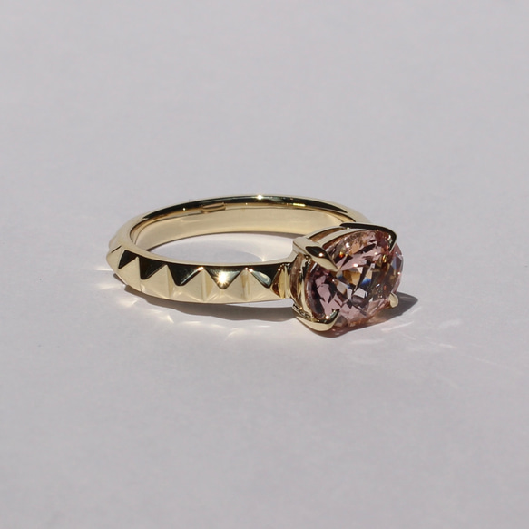 Pyramid Stud Morganite Ring / K10, K18, PT900 3枚目の画像