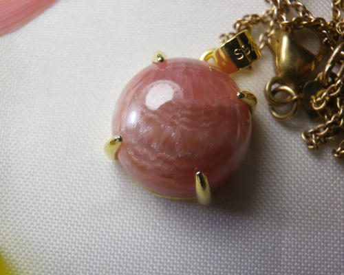 青森県尾太鉱山 菱マンガン鉱♪ロードクロサイト。愛夢情熱。お