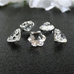 天然石 高透明 水晶 1個 宝石カット 雪の結晶型 天然石 GemStone じぇ