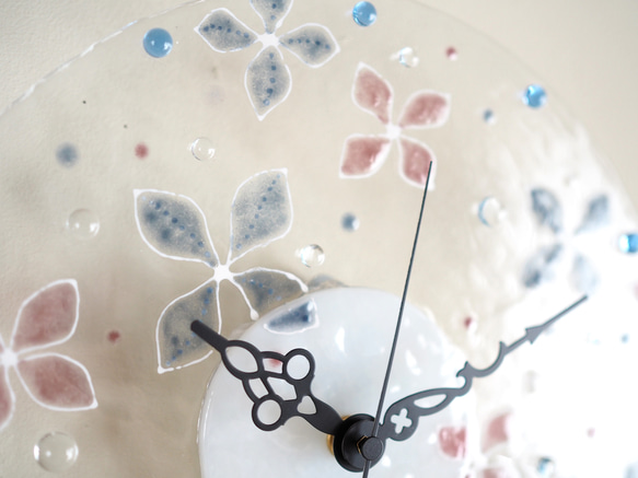 【即納】ガラスの壁掛け時計（Watercolor flower）電波時計に変更可 5枚目の画像