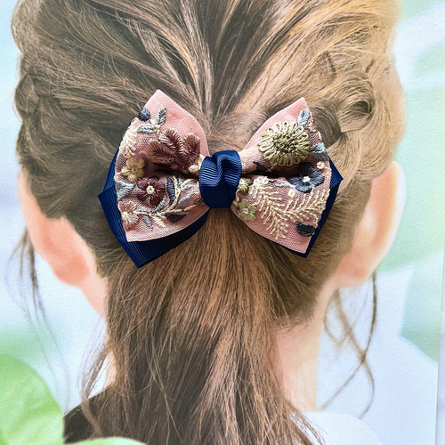 インド刺繍リボン使用♡ネイビーのヘアゴム ヘアゴム miku 通販