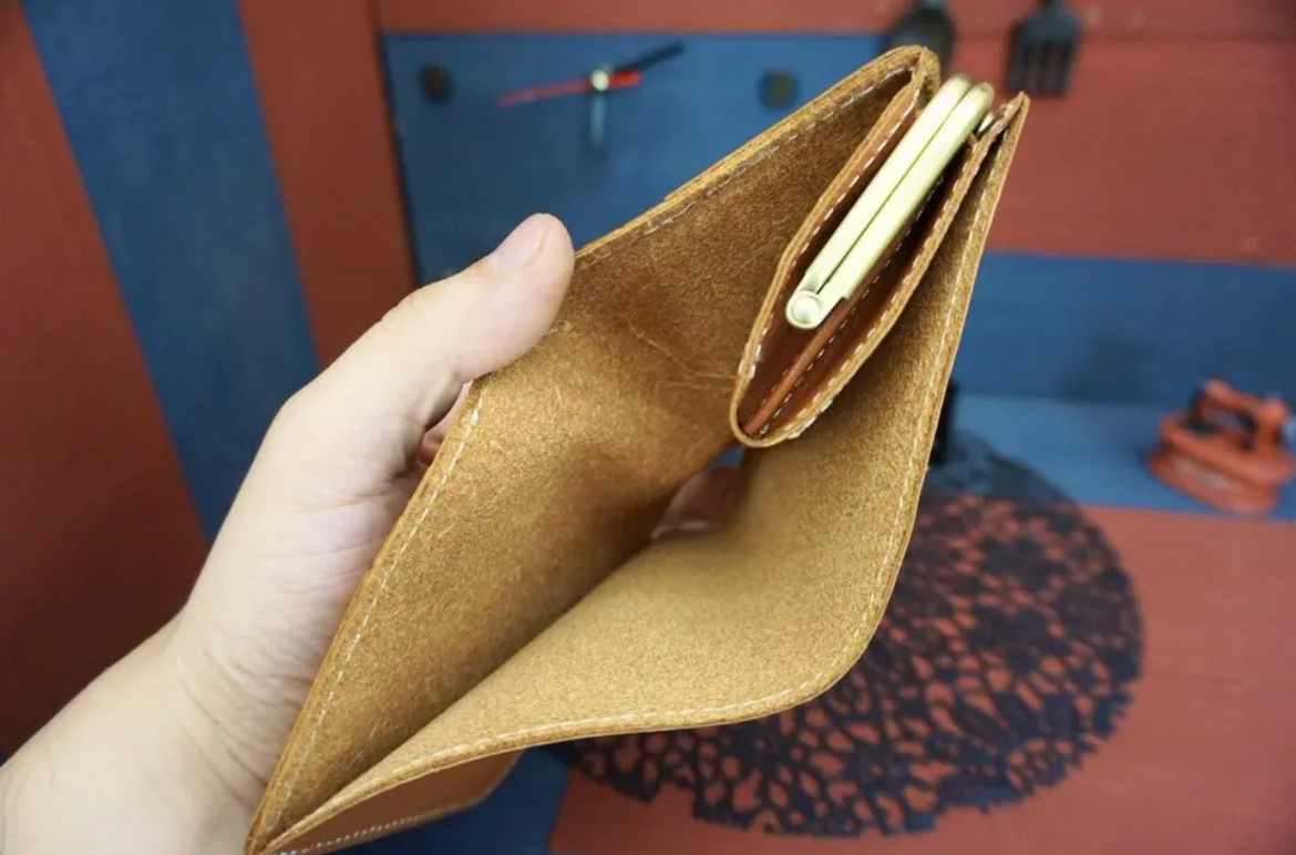 なつ　◎5月削除品数点あり　がま口コンパクトお財布 LIZDAYS ミニ財布 レディース ゾウ型 コンパクト がま口 三