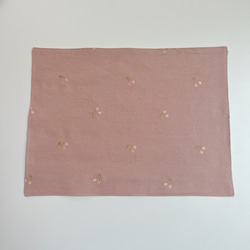 ັ   くすみピンク×パステルさくらんぼ刺繍  /  ランチョンマット ＆ 給食袋 ັ 3枚目の画像