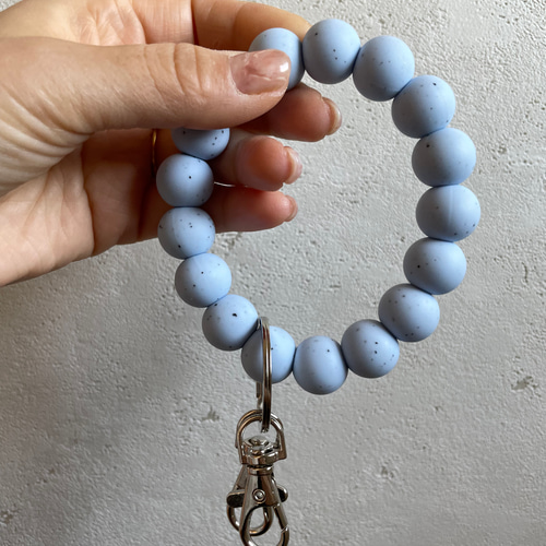 ブレスレット感覚で鍵を持ち歩くリストレットキーホルダー【つぶつぶ