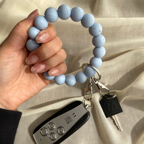 ブレスレット感覚で鍵を持ち歩くリストレットキーホルダー【つぶつぶ