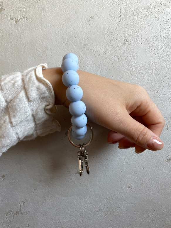 ブレスレット感覚で鍵を持ち歩くリストレットキーホルダー【つぶつぶ